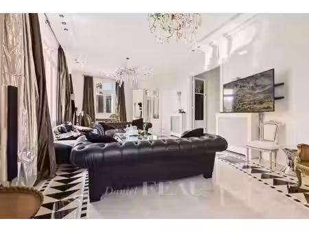 appartement paris 16e - 3 chambres - 238m²