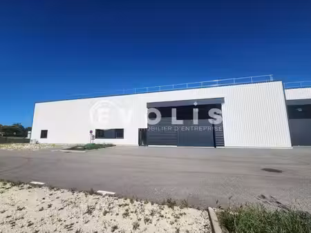 vente local d’activités granieu 38490 601m² à 1212m²