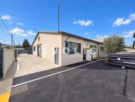 vente local d’activités 800m²