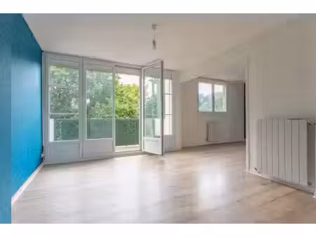 location appartement 3 pièces 53m² ste genevieve des bois 91700
