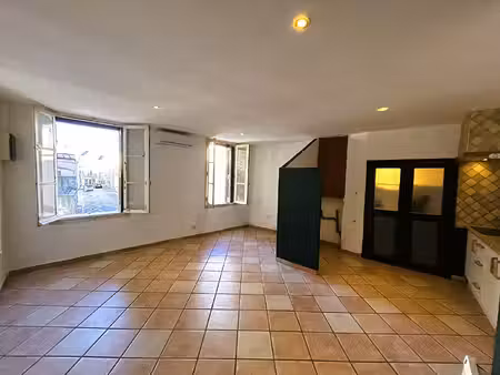 location appartement 3 pièces  55.11m²  bompas