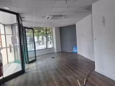 achat local commercial 217m² nantes 44100