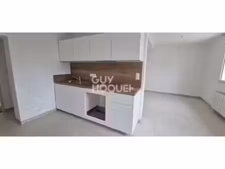 appartement le coudray 2 pièces  comme neuf.