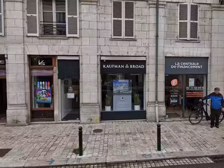 location commerce orleans 45100 51m²