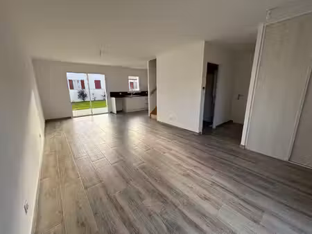 location maison 4 pièces 80m²