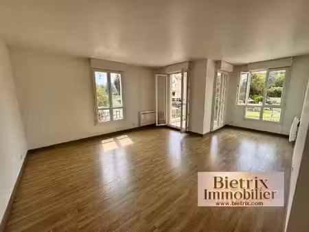 vente locaux professionnels 3 pièces 72 m² à l'isle-adam (95290)  479 000 €