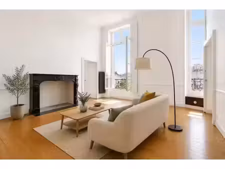 appartement t4 spacieux avec 2 chambres - 127 m² - nantes centre