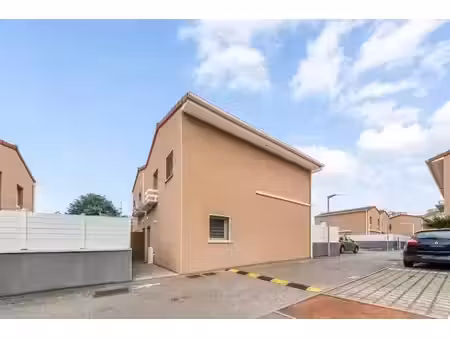 vente maison 4 pièces 75 m² à venissieux (69200)  215 000 €
