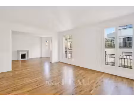 appartement paris 16e - 3 chambres - 111m²