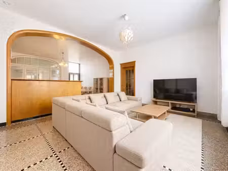 magnifique rez-de-chaussée 2 chambres