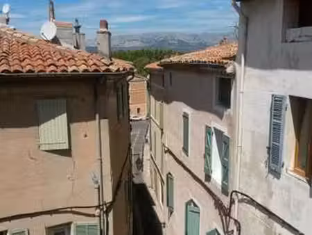 location appartement 2 pièces à trets (13530) : à louer 2 pièces / 48m² trets