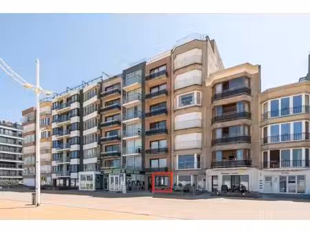 appartement a vendre sur la digue à coxyde!