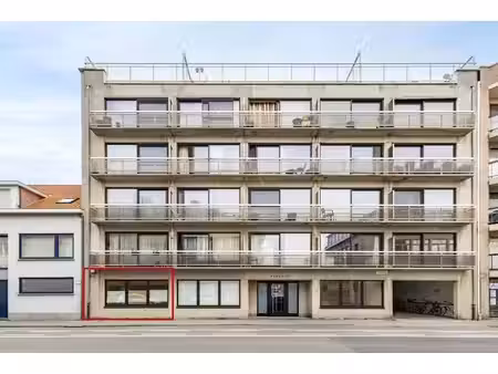 appartement rénové avec emplacement à ostende