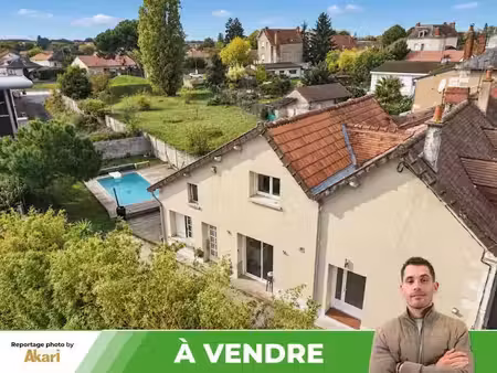 vente maison 7 pièces 161 m² à chatellerault (86100)  179 000 €