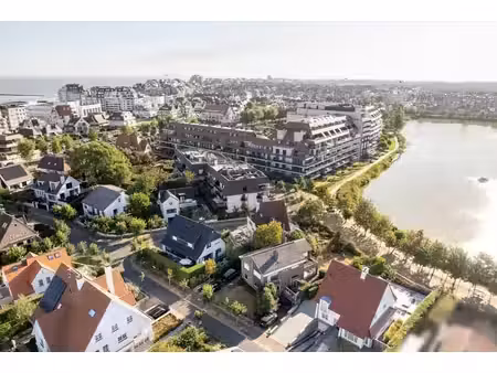 perle rare au bord du lac de la victoire – villa avec permis