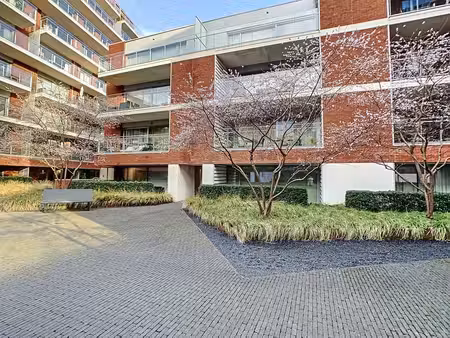 studio à louer sur le vaartkom à louvain  avec terrasse