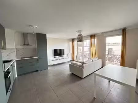 chatillon a louer 3 pièces 61 15m²