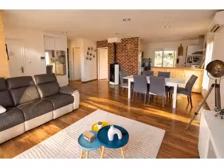 maison de plain-pied sur sous sol complet sur parcelle de 2719m²