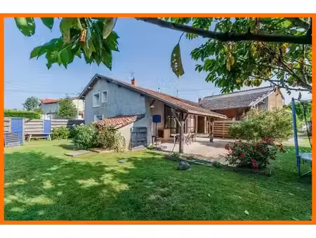 vente maison 5 pièces 160 m² à pérouges (01800)  385 000 €