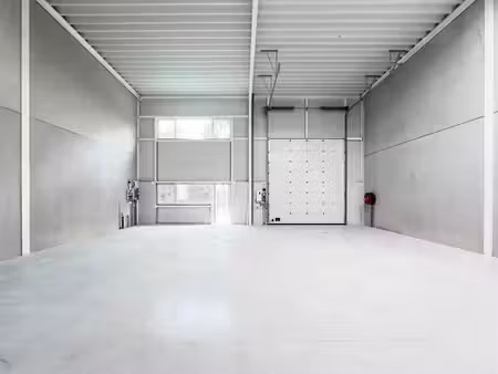unité neuve 144m² vitrée (12 x12m) - sortie e19 nivelles