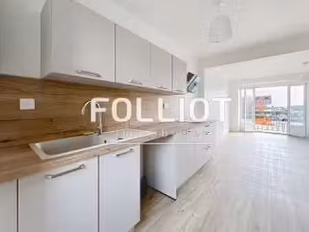 location appartement 4 pièces à fougères (35300) : à louer 4 pièces / 68m² fougères