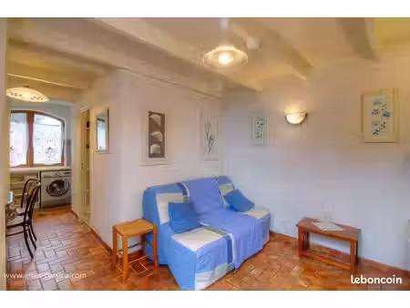 t2 de 38 m² à l'entrée de porticcio