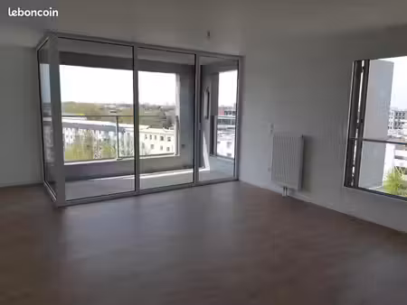 appartement 4 pièces 82 m²