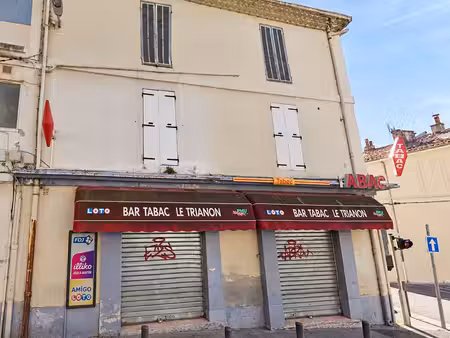 inconnu 80 m² marseille