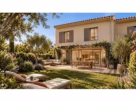 six fours les plages - 495 000 € - maison de 90m² avec garage