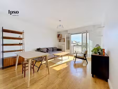 appartement 3 pièces traversant de 71.22 m² + garage