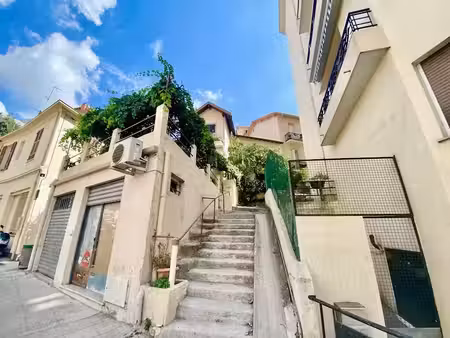 location meublée appartement 3 pièces 45.71 m² à nice (06000)  1 070 €