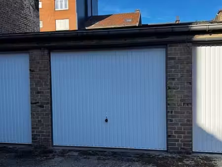 parking/garage/box
