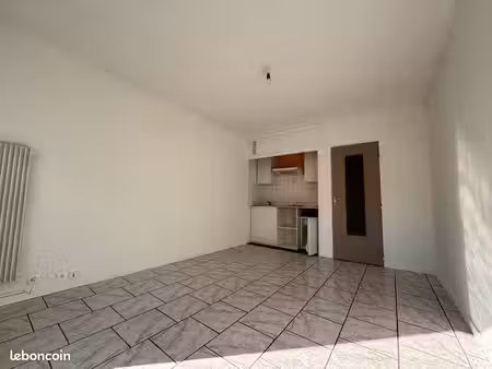 studio 22 m² + parking en souterrain