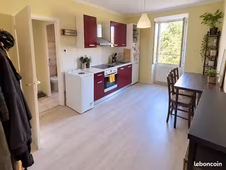 2 pièces • 41 m2 • millau 12100 quartier centre-ville