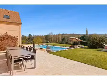 maison de luxe à vendre dans le quartier gérard de nerval