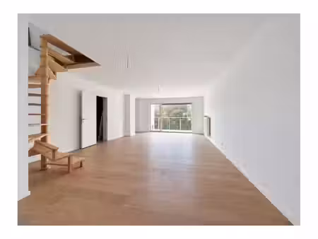 duplex à louer avec terrasse et 3 chambres   tournai (vbe84894)