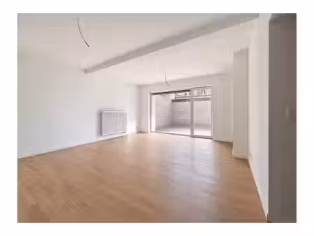 appartement à louer avec terrasse et 2 chambres   tournai (vbe84888)