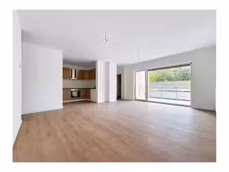 appartement à louer avec terrasse et 2 chambres   tournai (vbe84892)