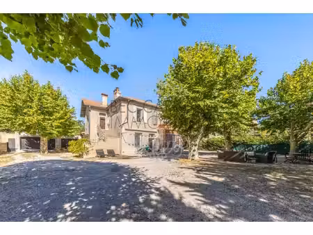 maison de luxe à vendre dans le quartier mazarin-opéra-bellegarde-mairie