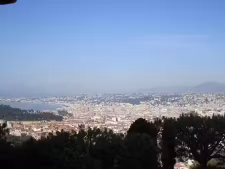 location meublée appartement 2 pièces 68.64 m² à nice (06000)  1 223 €