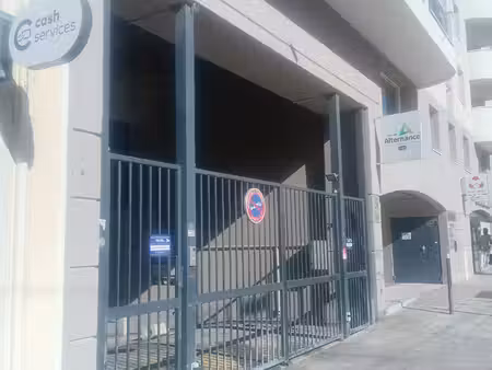 offre exceptionnelle - parking dans residence securisee