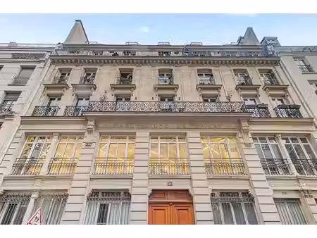 location bureaux paris 75010 262m²