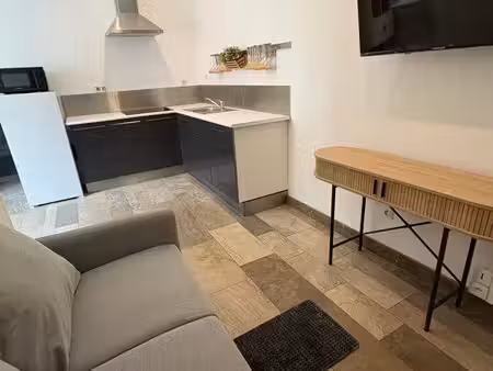 à louer – t2 meublé rénové de 27 m² – centre-ville de béthune