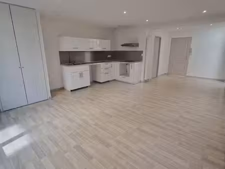 appartement 3 pièces 92 m²