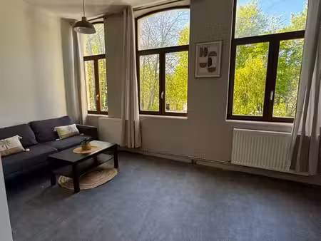 bel appartement meublé  lumineux et traversant