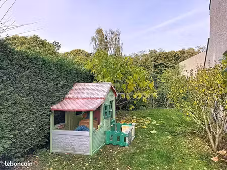 maison 7 pièces 146 m²