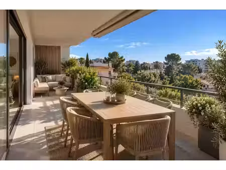 vente appartement 4 pièces 95 m² à antibes (06600)  530 000 €