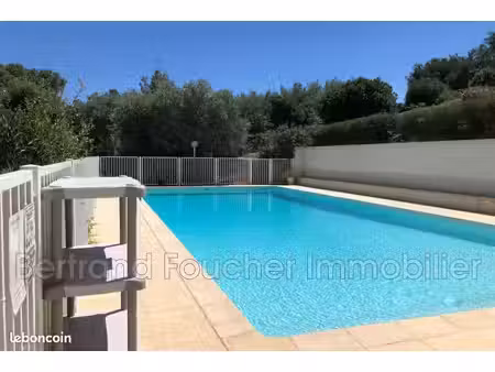 studio 1 pièce 19 m²