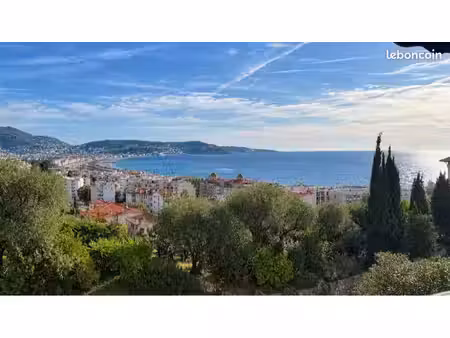 3 pièces faculté de lettre nice 06200