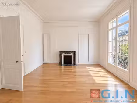 appartement 10 pièces 228 m²